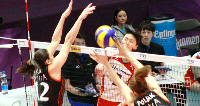 Eczacıbaşı VitrA: 2 - Hisamitsu Springs: 3