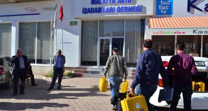 İş adamları derneğinde polis araması