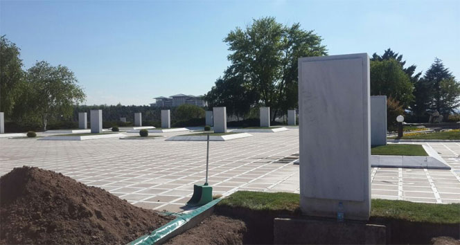 Kenan Evren'in Devlet Mezarlığı'na defnedilmesi bekleniyor