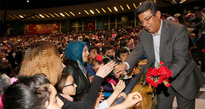 Küçükçekmece'de anneler gününe özel gösteri