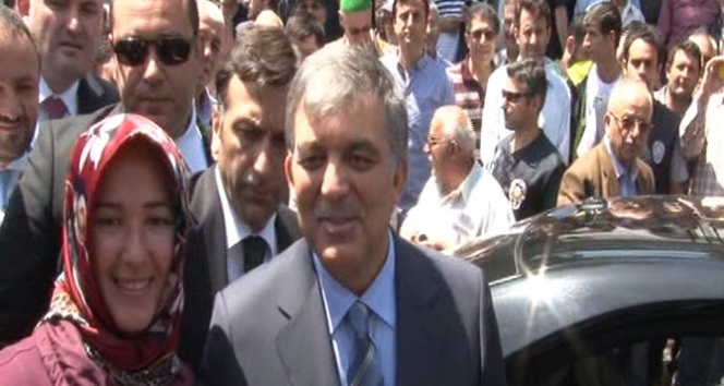 Abdullah Gül'den Meral Akşener'e destek
